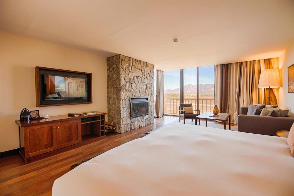 Grace Cafayate Hotel Kültér fotó A suite at the hotel