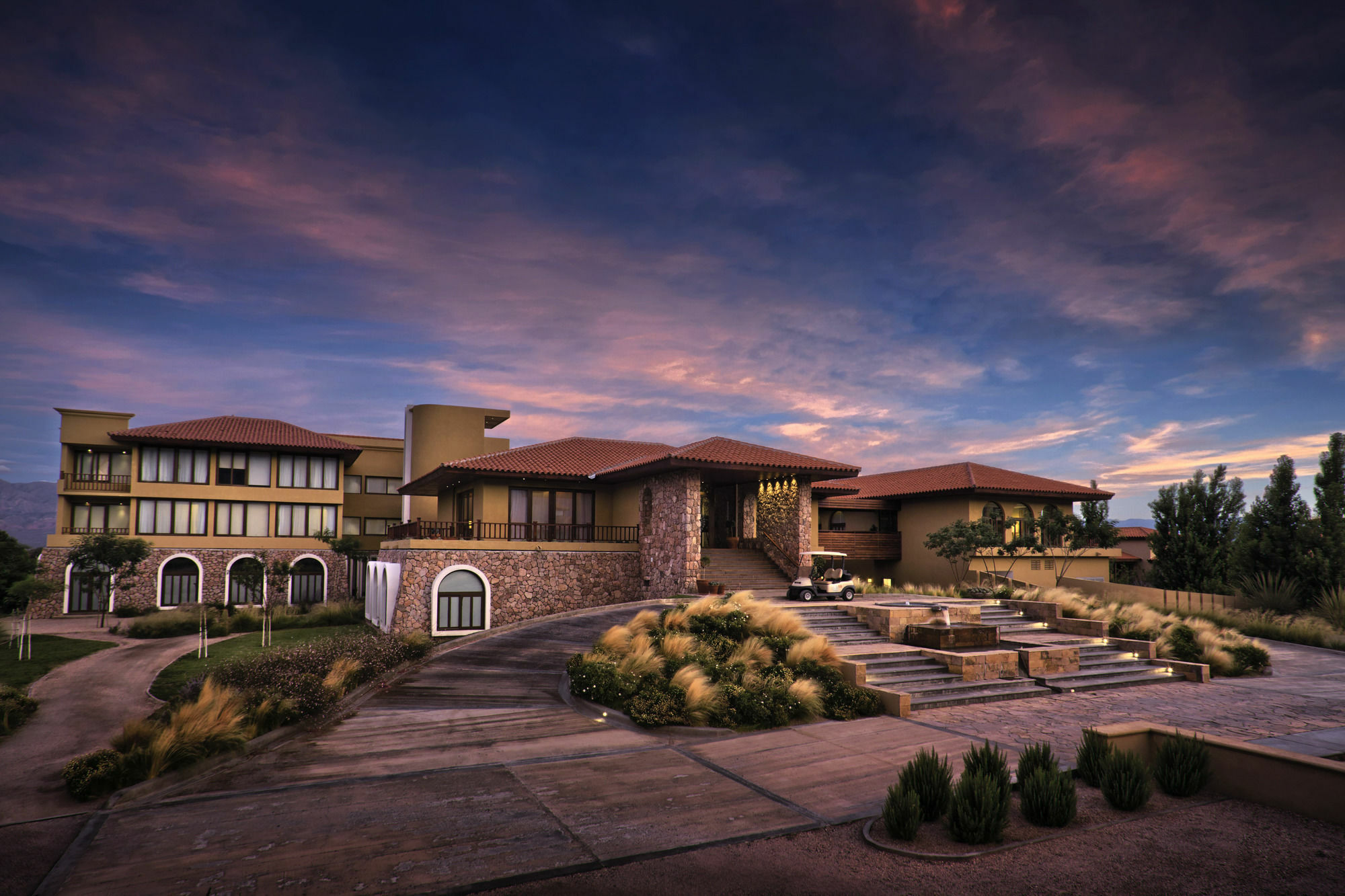Grace Cafayate Hotel Kültér fotó The Inn at Eagle Mountain