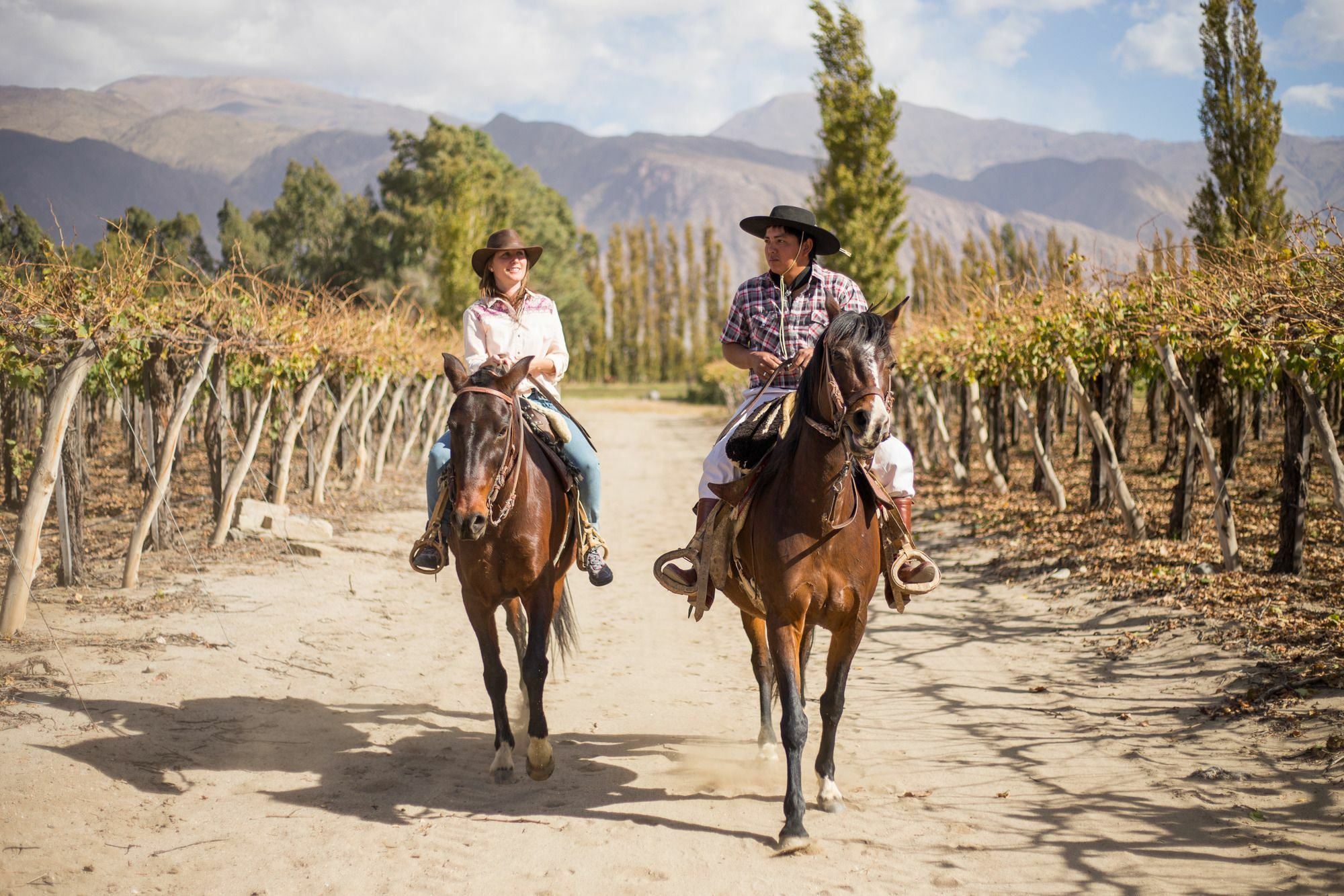 Grace Cafayate Hotel Kültér fotó Horse riding in the wine region of Mendoza